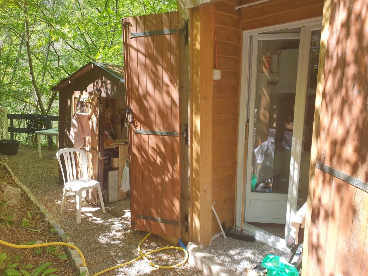 Chalet Type Studio De Charme Avec Jacuzzi Touet-de-l'Escarene Exterior foto
